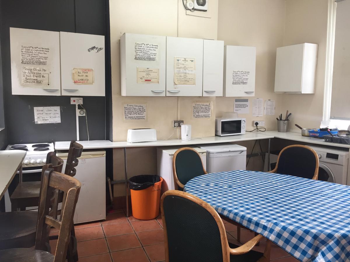 Hostel Ordnance Лондон Екстериор снимка
