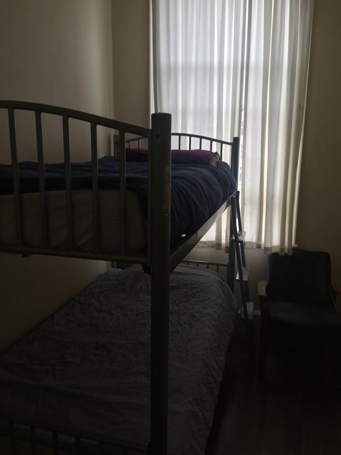 Hostel Ordnance Лондон Екстериор снимка