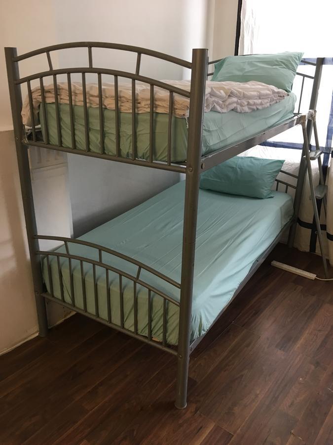 Hostel Ordnance Лондон Екстериор снимка